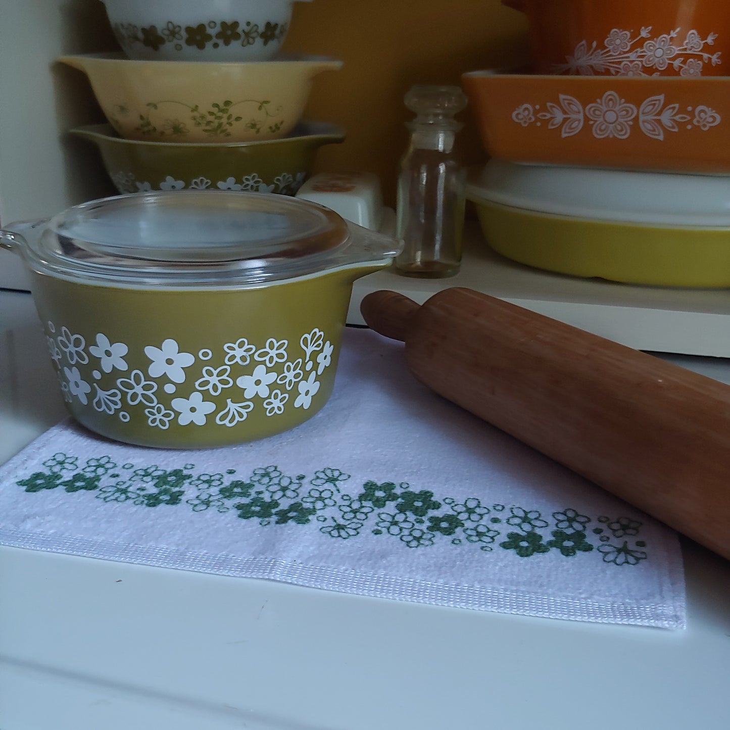 Crazy Daisy Pyrex Pattern Waffle Weave Dishtowel